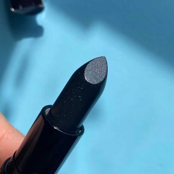 Mac X Aaliyah Lipstick in Street Thing - Picture 14 of 15